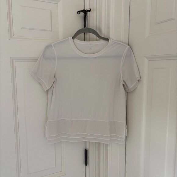 Lululemon White Mesh t-shirt - Picture 1 of 4